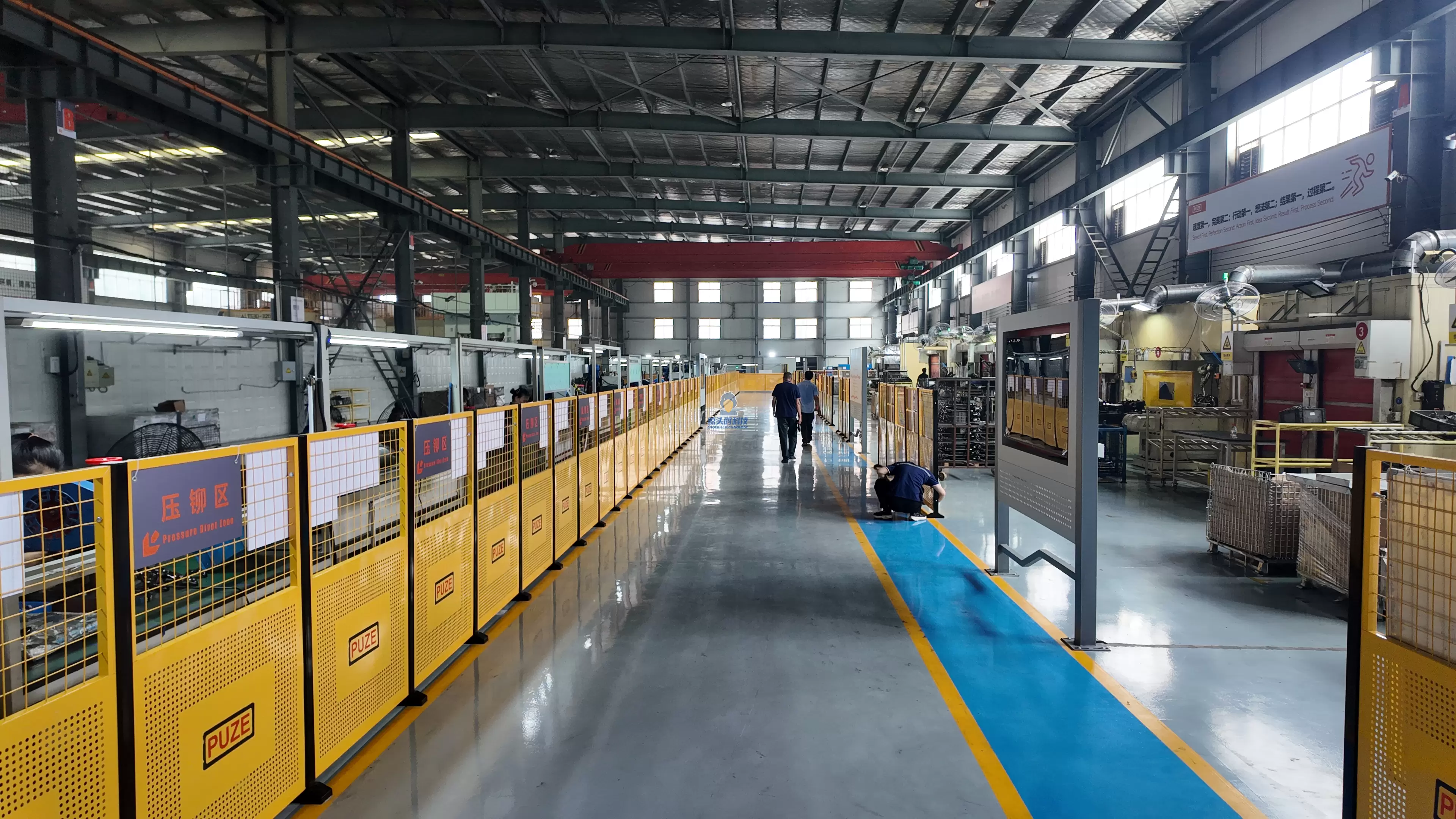 वूशी में एक सटीक मशीनरी कंपनी