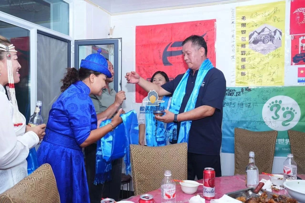 क़िंगहाई ज़ी डेजर्ट कैंप क़िंगहाई ज़ी डेजर्ट कैंप